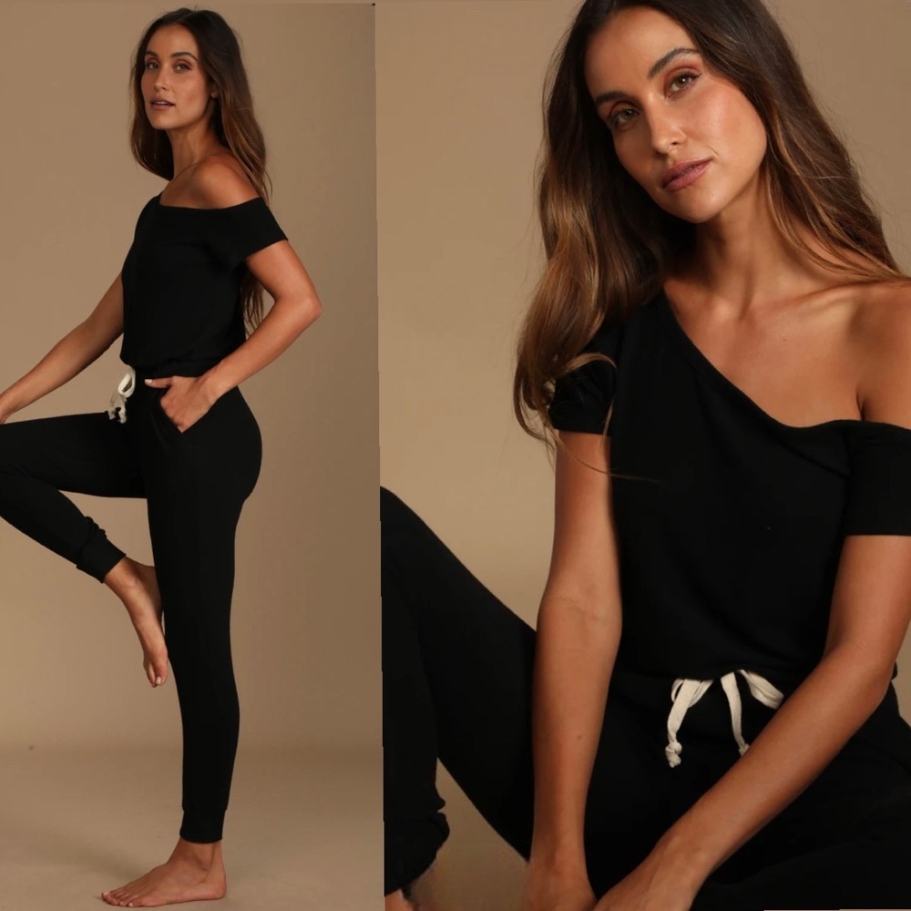 LULUS Relaxing Weekend Black Off-the-Shoulder Lounge Jumpsuit NWT